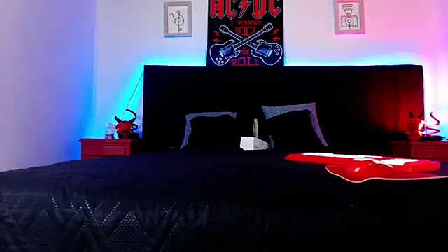 Alisse Moore online show from 19, 3, 2026