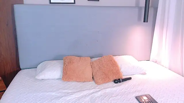 LanaRozz online show from 3, 6, 2026