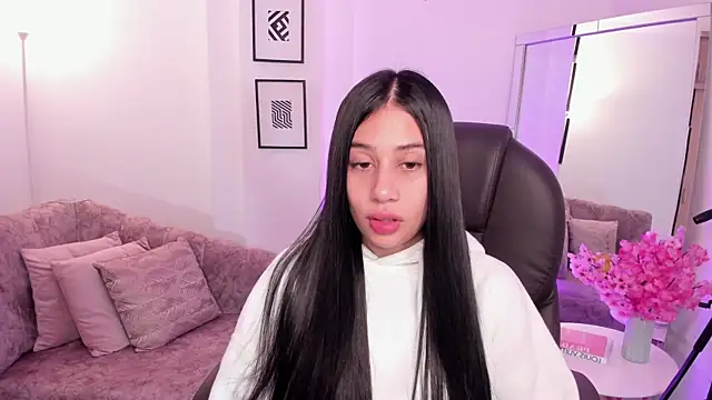 Snapshot of miranda_crawfor chatting on 6, 11, 2025 miranda crawfor online show from 6, 11, 2025