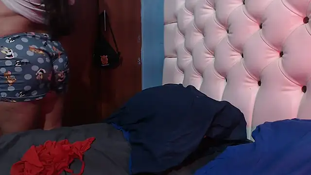 SamiBoobsxx online show from 16, 11, 2025