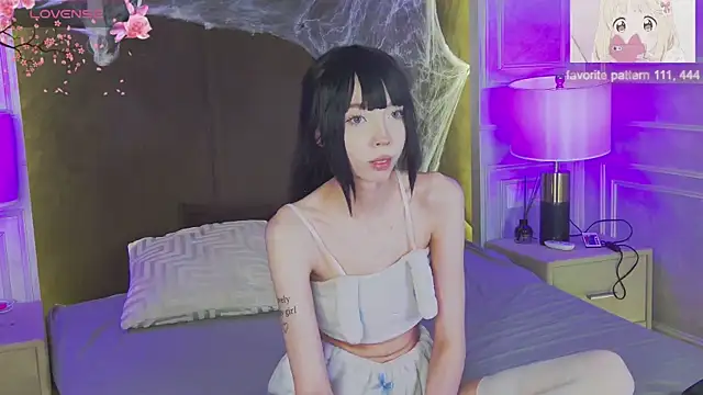 Evelyn Neal online show from 27, 10, 2025