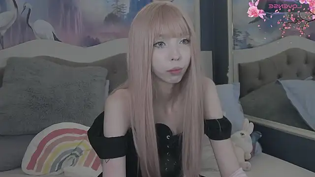 Evelyn Neal online show from 15, 11, 2025