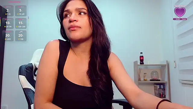 Roxxi 2110 online show from 1, 10, 2025