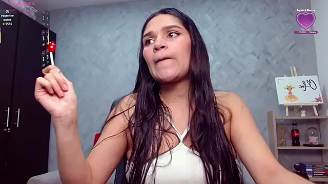 Roxxi 2110 online show from 5, 10, 2025