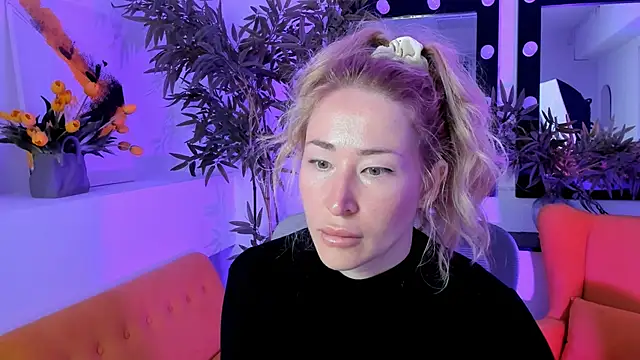 AstraMonroe online show from 25, 9, 2025