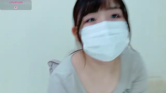 mana-chan online show from 11, 9, 2025