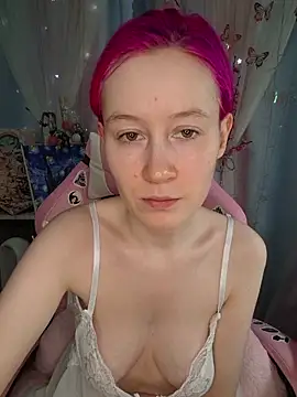 Snapshot of Fuzzy_Unicorn chatting on 12, 5, 2026 Fuzzy Unicorn online show from 12, 5, 2026
