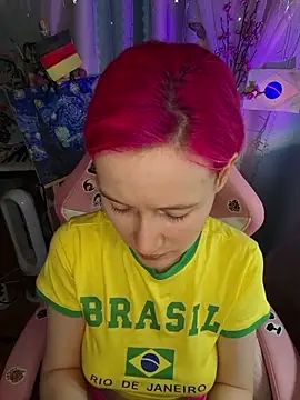 Fuzzy Unicorn online show from 15, 6, 2026