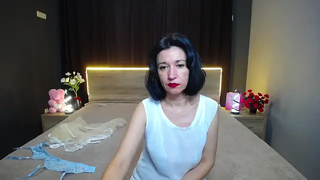 Snapshot of CameronEnns chatting on 8, 11, 2025 CameronEnns online show from 8, 11, 2025