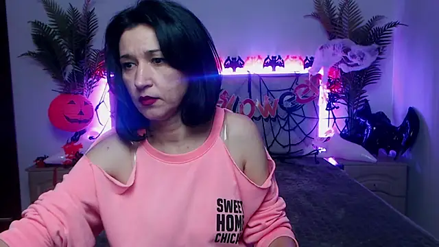 Snapshot of CameronEnns chatting on 16, 10, 2025 CameronEnns online show from 16, 10, 2025