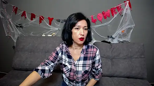 Snapshot of CameronEnns chatting on 29, 10, 2025 CameronEnns online show from 29, 10, 2025