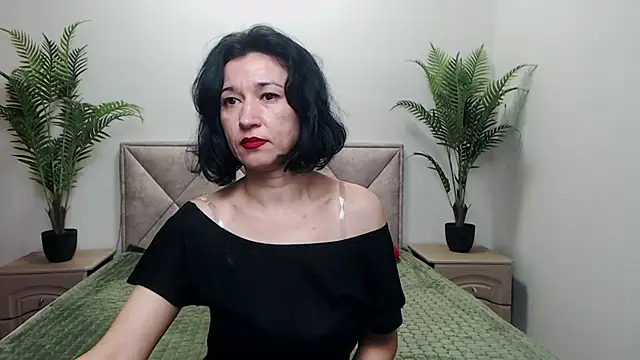 Snapshot of CameronEnns chatting on 11, 11, 2025 CameronEnns online show from 11, 11, 2025