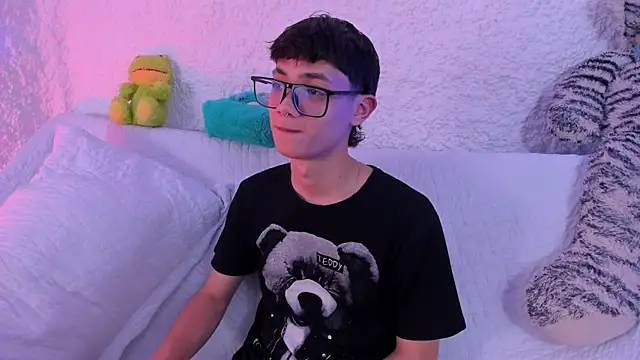 thiago kinghot online show from 1, 10, 2025