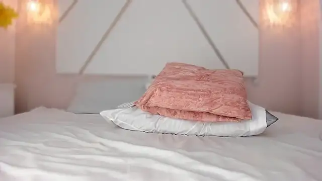 isabellashine online show from 16, 4, 2026