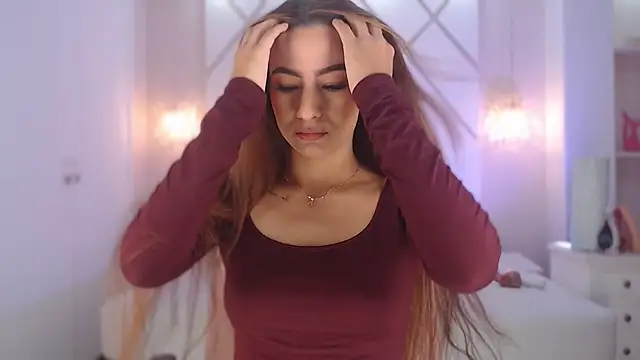 isabellashine online show from 3, 10, 2025