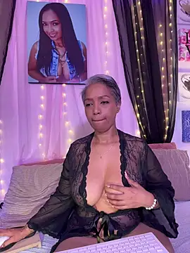 skarlleth 11 online show from 17, 11, 2025