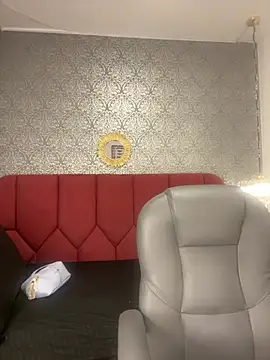 Katie shuangs online show from 15, 5, 2026