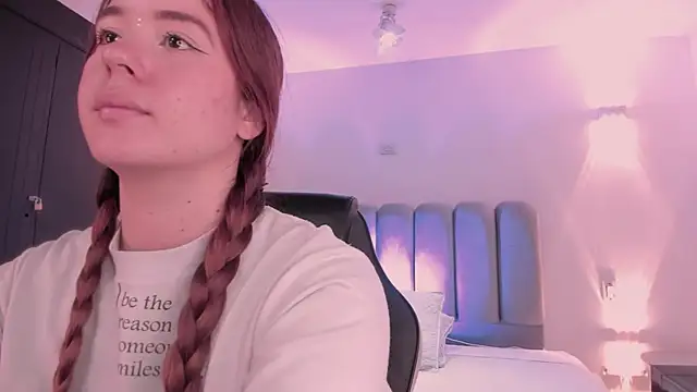 AlliceLover online show from 22, 12, 2025