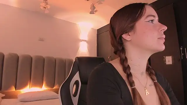 AlliceLover online show from 7, 1, 2026