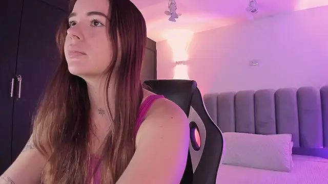 AlliceLover online show from 2, 12, 2025