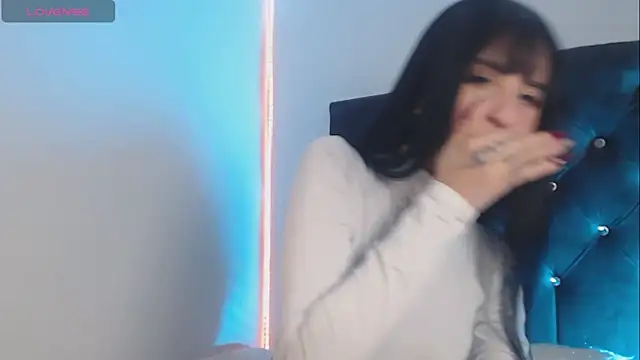 Lia  1 online show from 9, 10, 2025