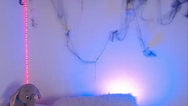 Lia  1 online show from 26, 10, 2025