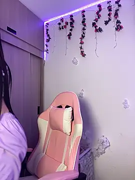 Lia  1 online show from 7, 1, 2026