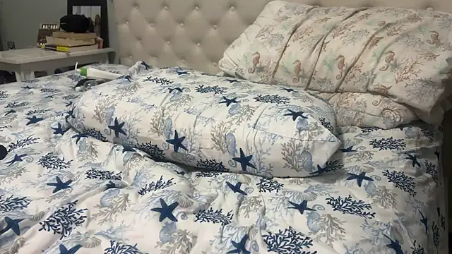 tattedNitalian online show from 24, 9, 2025