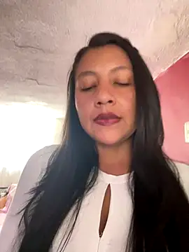 Bamby milflatina online show from 14, 9, 2025