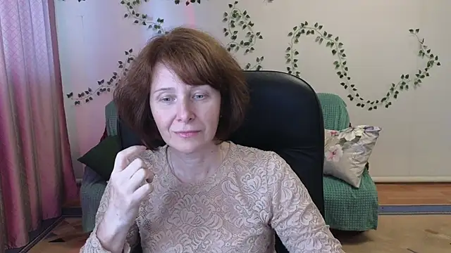 Lia Tito online show from 8, 6, 2026