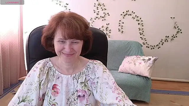 Lia Tito online show from 4, 6, 2026