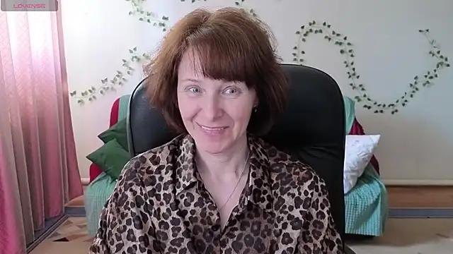Lia Tito online show from 9, 5, 2026