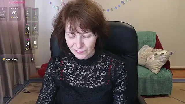 Lia Tito online show from 4, 3, 2026