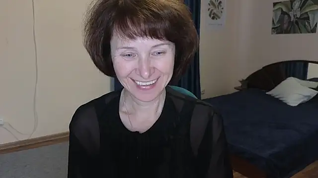 Lia Tito online show from 4, 11, 2025