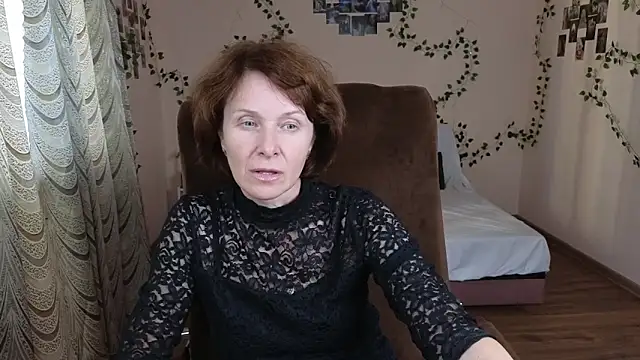 Lia Tito online show from 10, 9, 2025