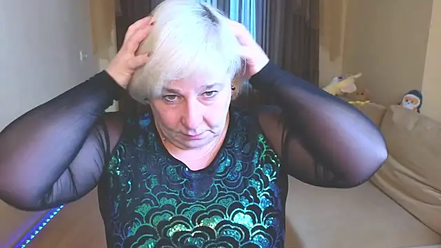 Snapshot of Milana_Milky chatting on 6, 2, 2026 Milana Milky online show from 6, 2, 2026