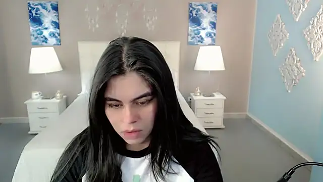 maddissonivanova online show from 10, 10, 2025