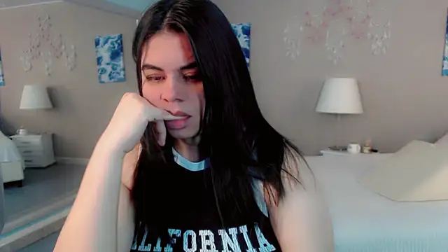 maddissonivanova online show from 15, 2, 2026