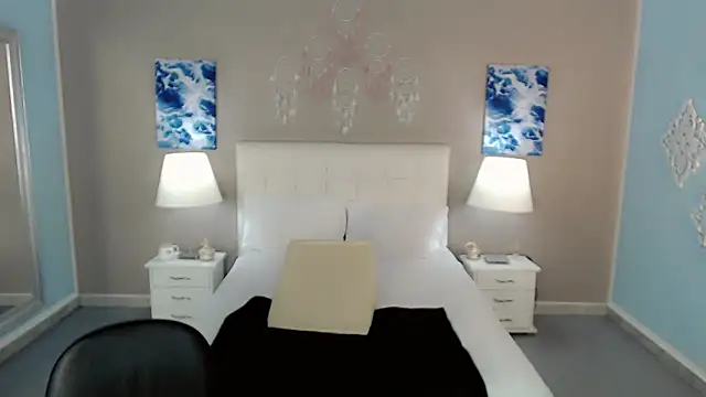 maddissonivanova online show from 7, 11, 2025