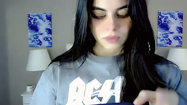 maddissonivanova online show from 2, 10, 2025