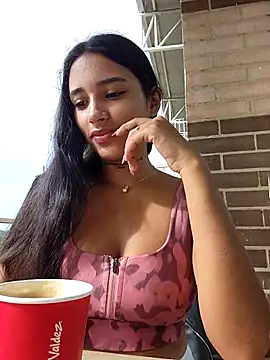 Snapshot of Lorena_Mcfly chatting on 3, 10, 2025 Lorena Mcfly online show from 3, 10, 2025