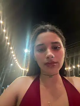 Lorena Mcfly online show from 4, 4, 2026