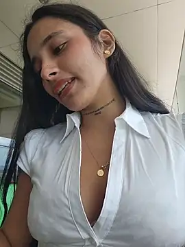 Lorena Mcfly online show from 1, 4, 2026