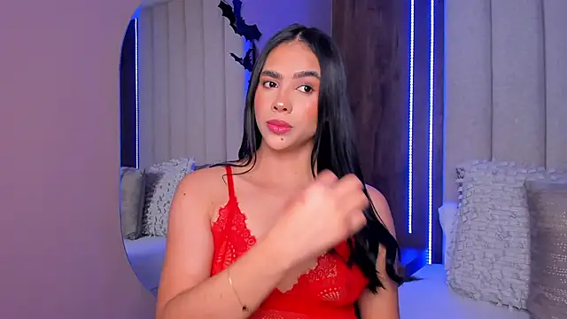 LucySalvatore  online show from 21, 10, 2025