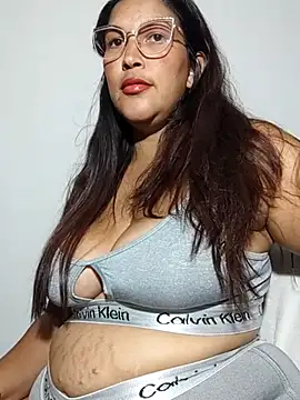 Ivy horse  online show from 8, 3, 2026