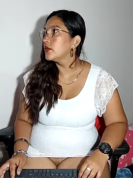 Ivy horse  online show from 1, 3, 2026