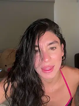 MonicaSalvatore online show from 4, 11, 2025