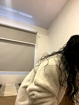 MonicaSalvatore online show from 21, 11, 2025