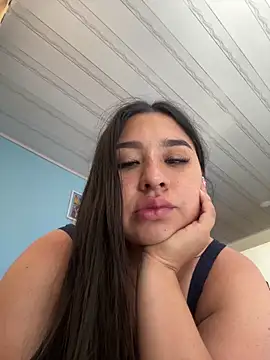 Snapshot of BELLAALEJA chatting on 28, 9, 2025 BELLAALEJA online show from 28, 9, 2025