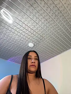 Snapshot of BELLAALEJA chatting on 15, 10, 2025 BELLAALEJA online show from 15, 10, 2025